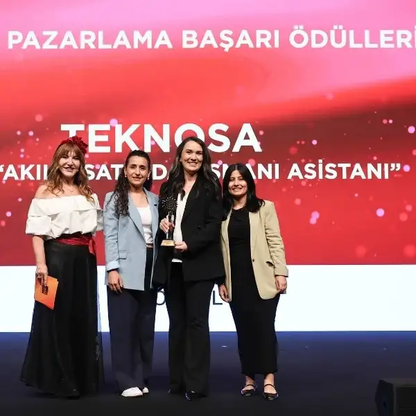 Home 50 Teknosa’nın Akılla Satış Danışmanı Asistanı Bilge’ye Ödül