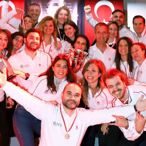 NTS Danışmanlık Yelken Takımı Şampiyonluk ödülünü aldı !