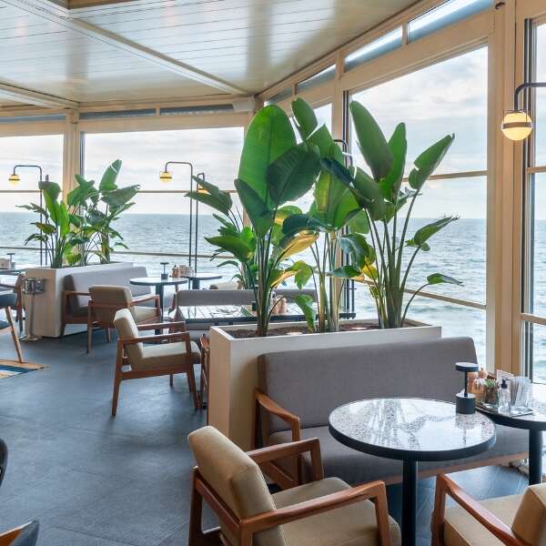 Şehrin en lezzetli ve eğlenceli buluşma noktası Vakkorama Cafe Aqua Florya’da açıldı