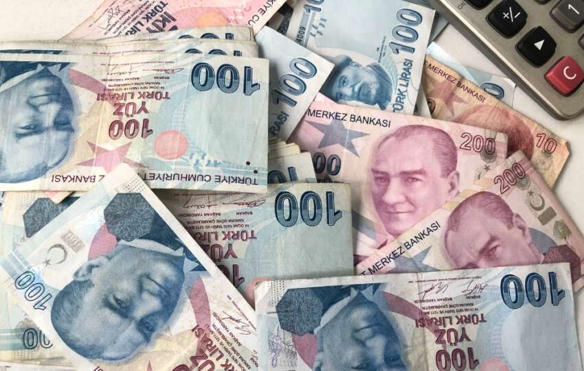 Butce ocakta 322 milyar TL acik verdi