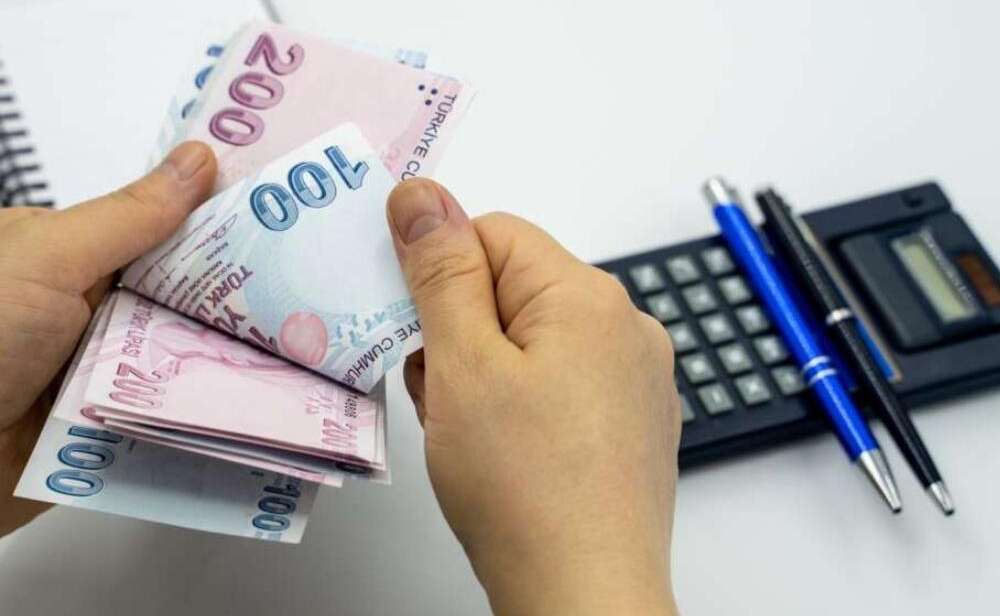 Deprem bolgesinde kisa calisma odenegi ve nakdi ucret destegi uygulanacak