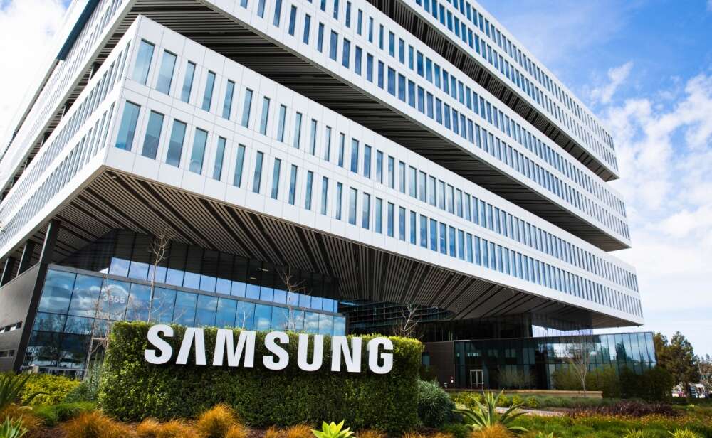 Samsung Deprem bolgesindeki ihtiyaclarin giderilmesi icin 3 milyon dolar bagisliyoruz