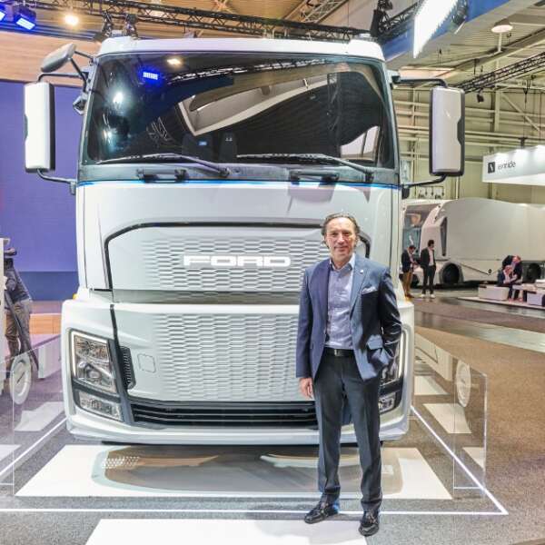 Erkmen Onbulak 2 Ford Otosan’ın global markası Ford Trucks’ta üst düzey görev değişimi