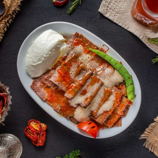 Erkmen Onbulak 2 Bursa Kebap Evi ile bir şehrin yöresel lezzetleri dünyaya açılıyor