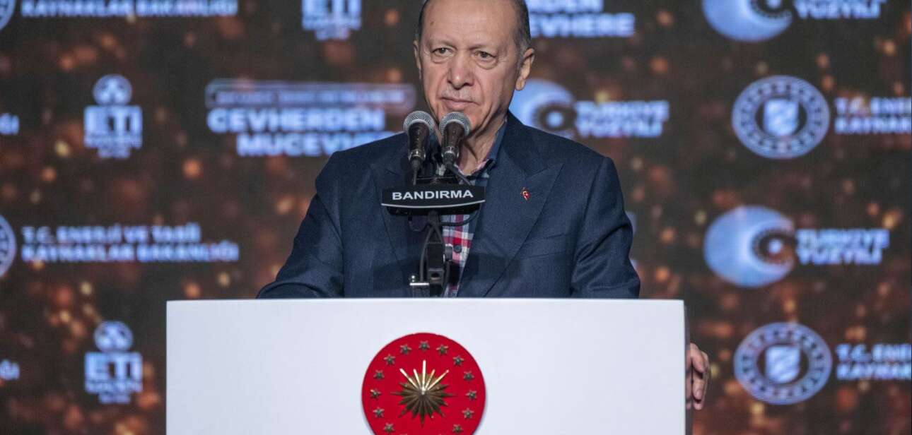 Cumhurbaskani Erdogan en dusuk emekli ayliginin 7 bin 500 lira olacagini acikladi