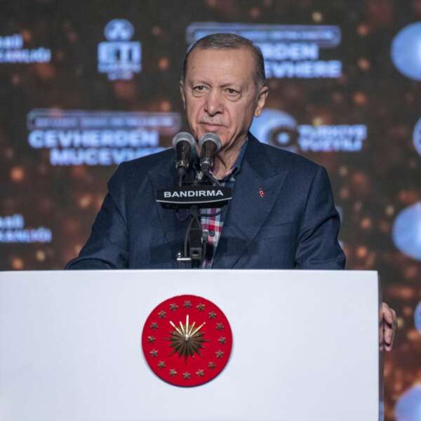 Cumhurbaşkanı Erdoğan, en düşük emekli aylığının 7 bin 500 lira olacağını açıkladı