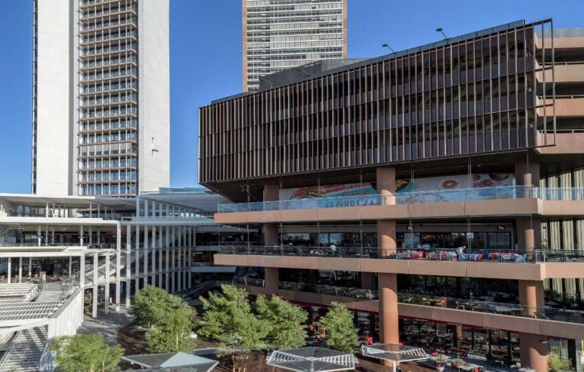 EGE PERLADAN DUNYA KADINLAR GUNUNE OZEL ETKINLIKLER