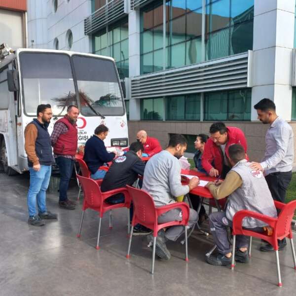 Yayla Agro’nun Depremden Etkilenen Bölge Halkına Destek Çalışmaları Kan Bağışıyla Sürüyor