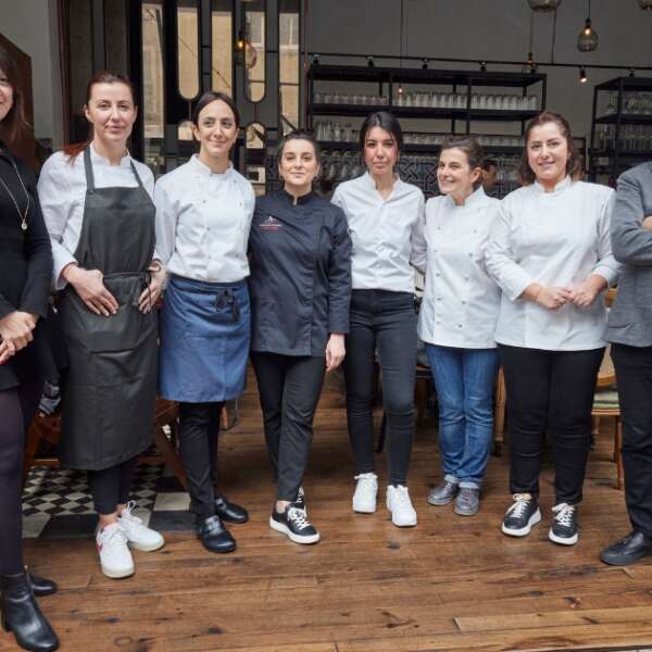 Metro Türkiye, depremin yaralarını kadın üreticiler ve şeflerle sarmaya devam ediyor