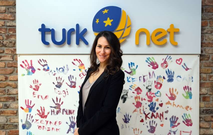 TurkNetin yeni CLCOsu Merve Oney Barlas oldu