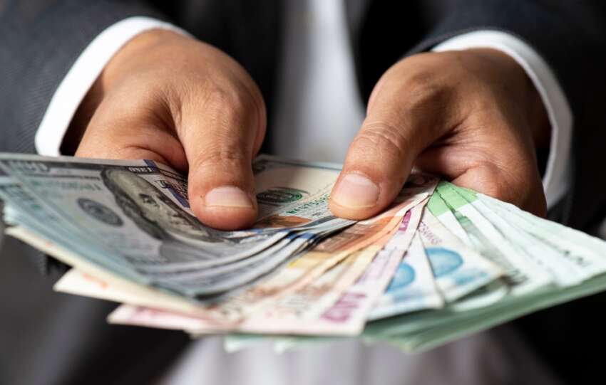 Turkiyenin dis borcu tum zamanlarin en yuksek seviyesine yukseldi