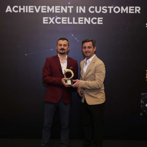 Türkiye’nin kusursuz müşteri deneyimi yaşatan markası Teknosa oldu