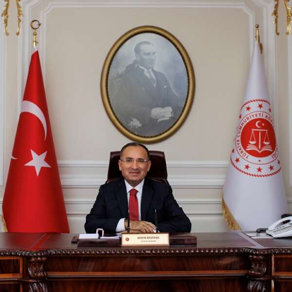 Erkmen Onbulak 12 Bekir Bozdağ: Fahiş kira artışlarına yaptırım getirilecek