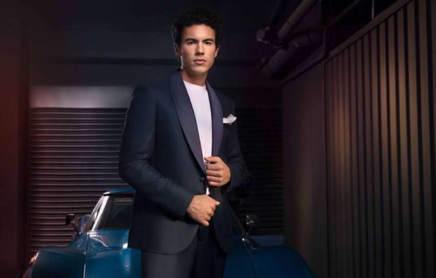 Daha fazla smokin sikligi icin Kigili Smokin