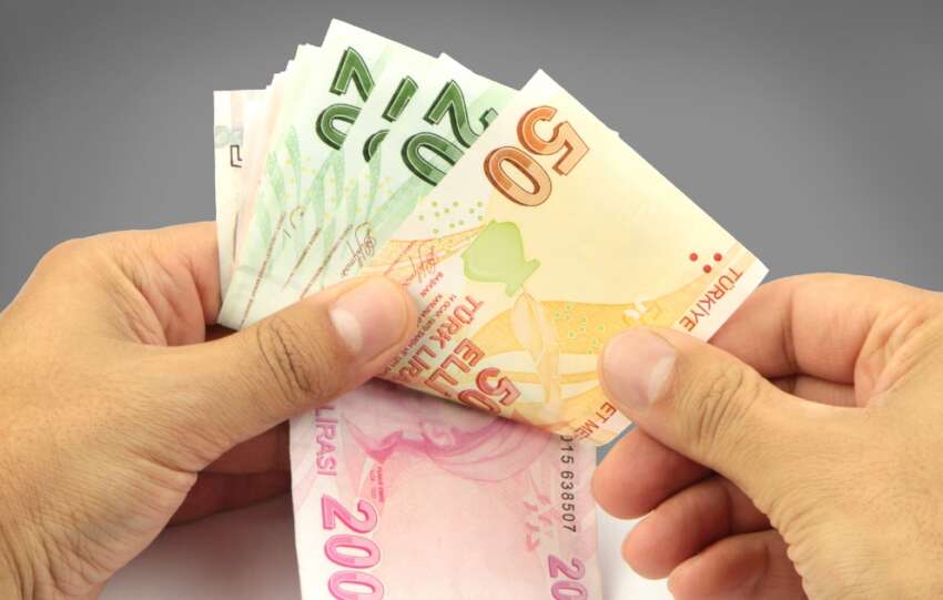 Merkezi butce martta 472 milyar TL acik verdi