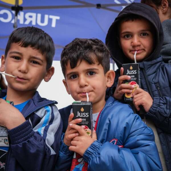 İlkay Keskin 8 Oğuz Holding ve Turkcell depremzede çocuklar için çalışıyor