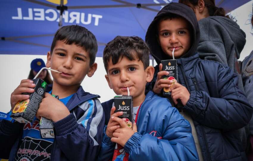 Oguz Holding ve Turkcell depremzede cocuklar icin calisiyor