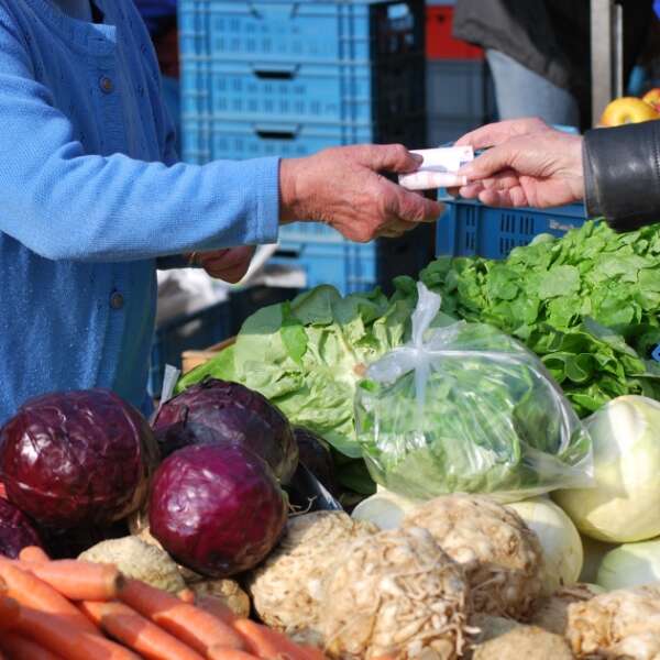 Erkmen Onbulak 10 TÜİK: Ekonomiye güven nisanda arttı