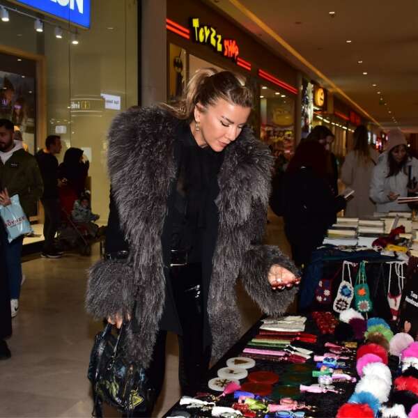 Erkmen Onbulak 6 Vialand AVM’de alışveriş baharı başlıyor