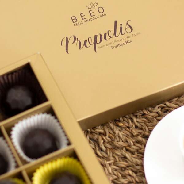 Erkmen Onbulak 3 Bayram Çikolatalarınız BEE’O Propolis’ten