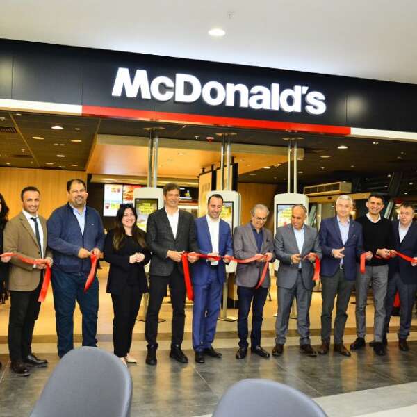 McDonald’s yenilenen yüzüyle geleceğe uzanıyor