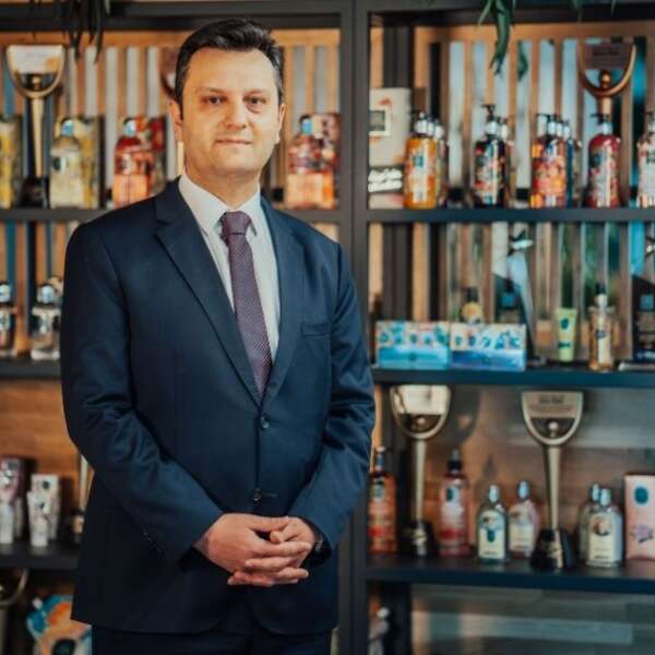 Atilla Arıman; Eyüp Sabri Tuncer olarak şu anda 72 ülkeye ihracat yapıyoruz