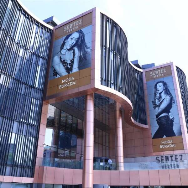 Kadın modasına yön verecek yeni nesil bir alışveriş merkezi doğuyor