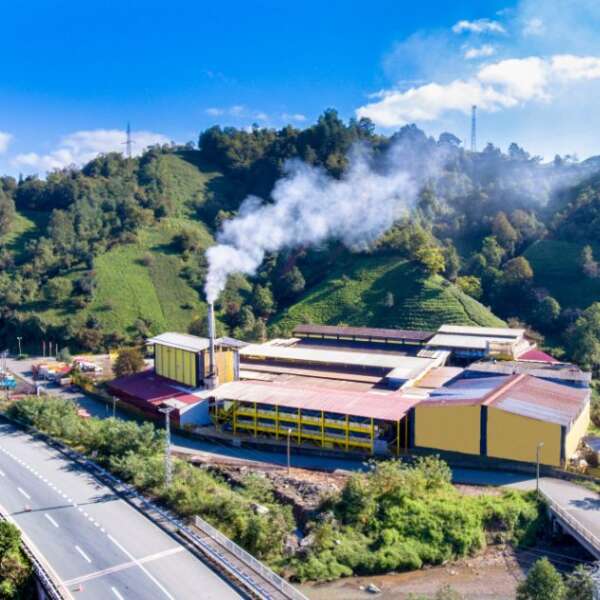 Karakan Holding 70 bin çiftçi ile çalışıyor