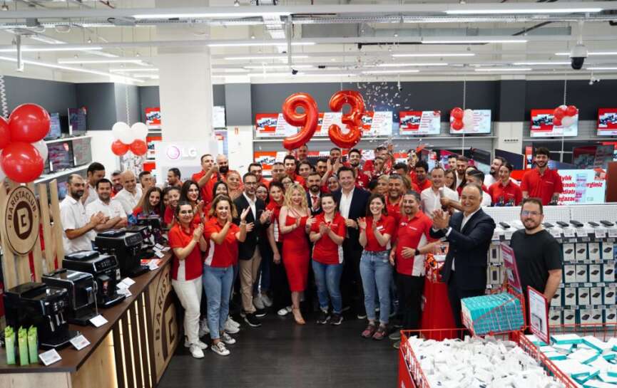 MediaMarkt MarkAntalyada magaza acti