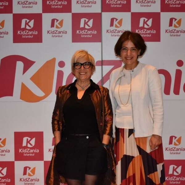 İlker Özçetin 13 KidZania İstanbul’un “Sen de Yaz” öykü yarışmasının finalistleri açıklandı