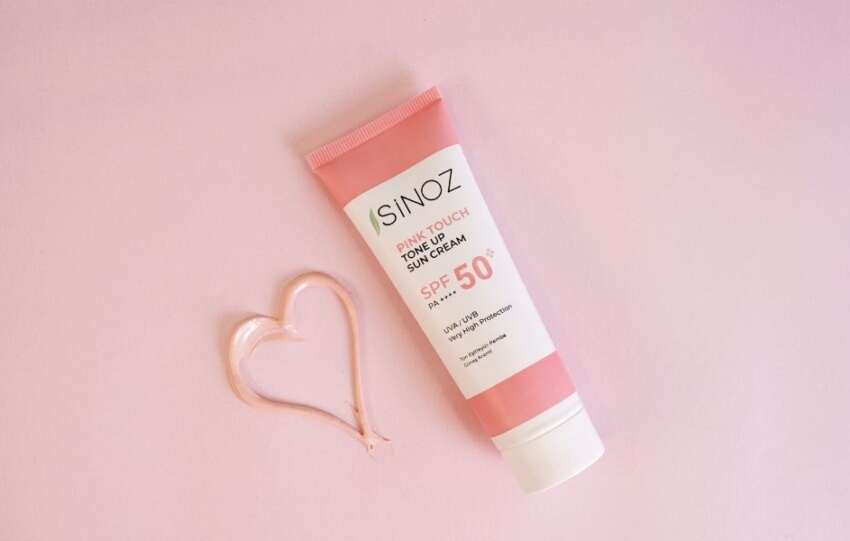 Sinozdan cildinize isiltilar sacan yeni urun Sinoz Pink Touch