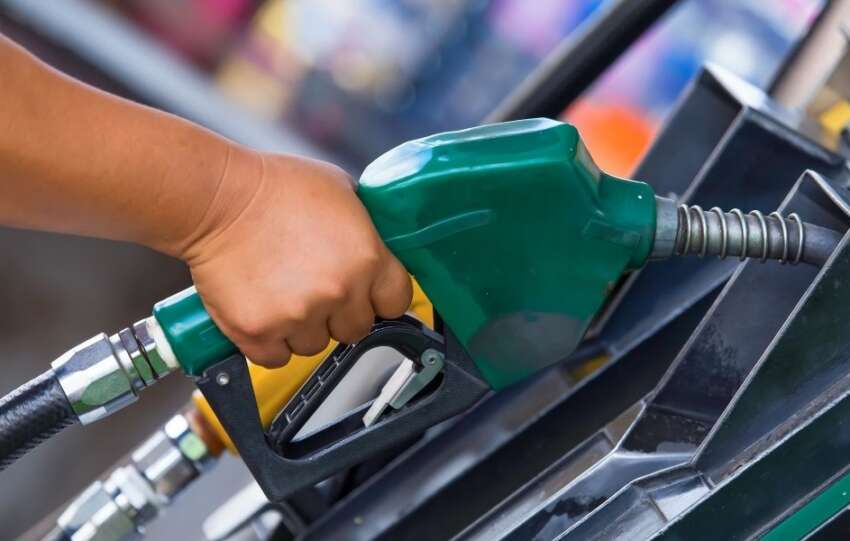 Benzinde zam yagmuru devam ediyor