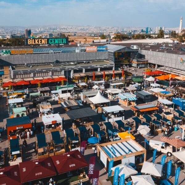 Halil İbrahim Zeytin 5 Kahve tutkunlarını buluşturan festivale ilk gününde büyük ilgi