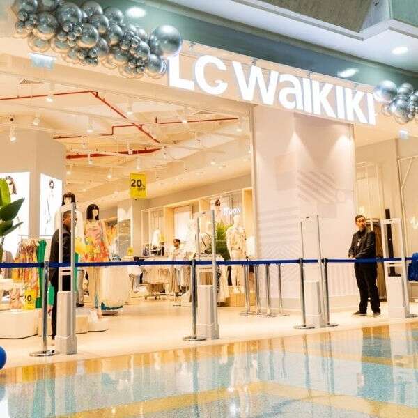 Halil İbrahim Zeytin 1 LC Waikiki Venezuela’da ilk mağazasını açtı