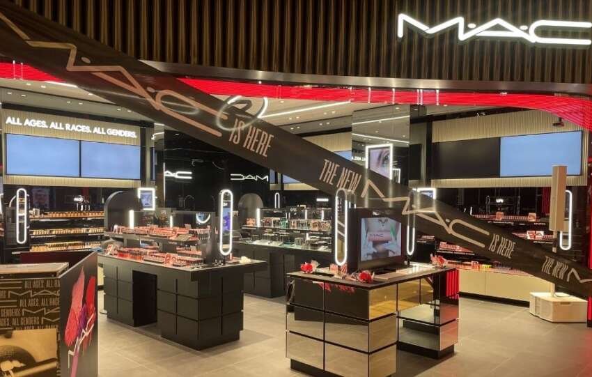 MAC yeni̇ magaza konsepti̇ni̇ Istinye Parkta tanitti