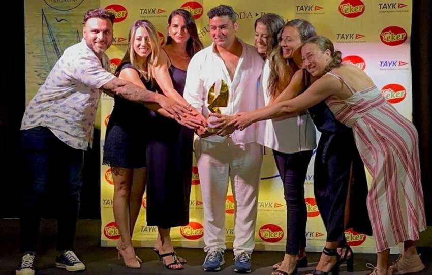 NTS Danismanlik Yelken Takimi bu yil 11incisi duzenlenen TAYK Eker Olympos Regatta Yelken Yarisinin Moda – Trilye etabinin IRC III Sinifi lideri oldu