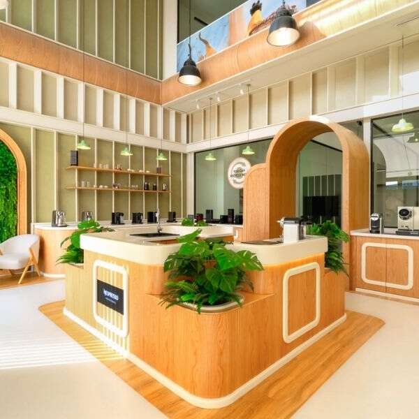 Başak Aktürk 6 Nespresso Professional, sektör profesyonellerini Antalya’daki Showroom’una bekliyor