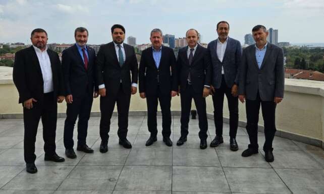 TPF heyeti Ticaret Bakan Yardimcisi Mahmut Gurcani ziyaret etti