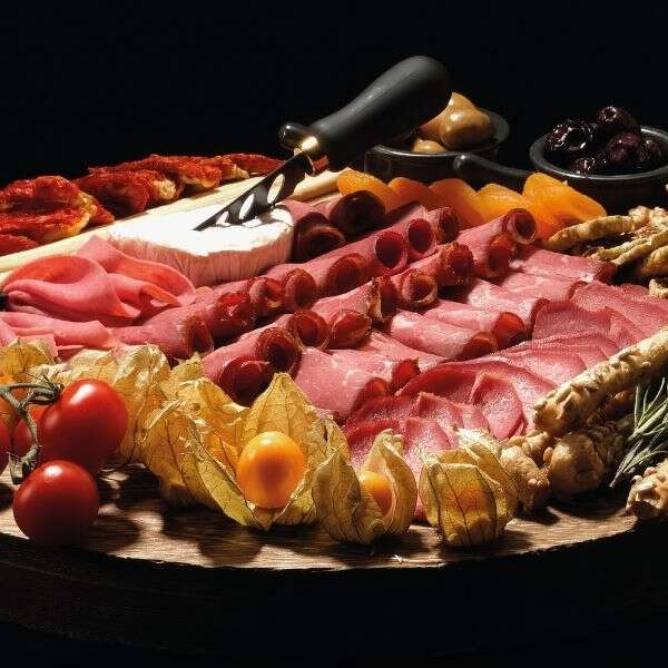 Türkiye’de ilk ve tek probiyotik içeren dana sucuk