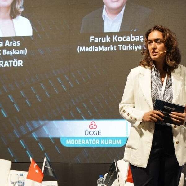 ÜÇGE, 5. Dijital CEO ve Liderler Zirvesi’nde