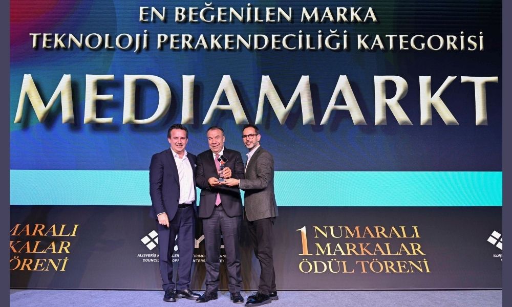 MediaMarkt, 1 Numaralı Markalar Ödül Töreni’nde “En Beğenilen Teknoloji Perakendeciliği” ödülünü aldı