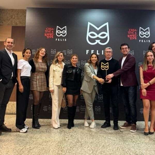 “Bi’linkle Paylaş Kazan” diyen Teknosa, Felis kazandı
