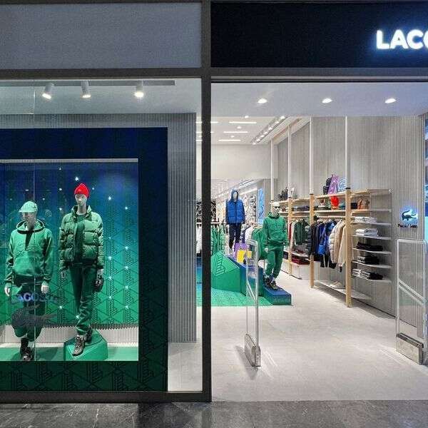 Lacoste, Samsun Piazza AVM’de yenilenen mağazasıyla zarafeti ve stili buluşturuyor