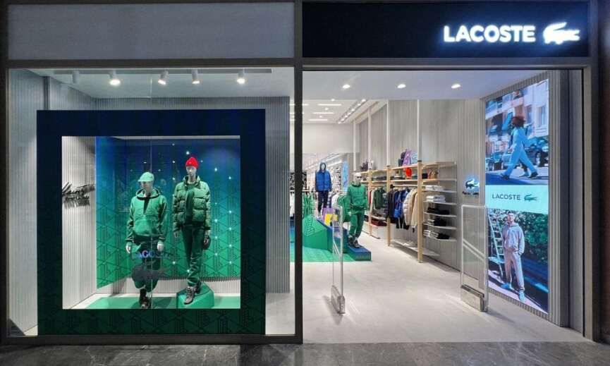 Lacoste Samsun Piazza AVMde yenilenen magazasiyla zarafeti ve stili bulusturuyor