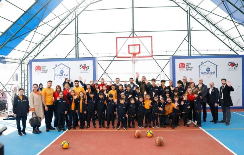 PG Turkiye Umut Evi Spor Okulu ve Destek Merkezi ile Islahiyeye umut oluyor