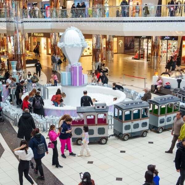 İstanbul Cevahir’de yılbaşı coşkusu devam ediyor