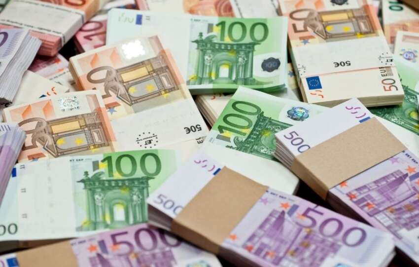 Euro Bolgesinde Enflasyon Dusuyor
