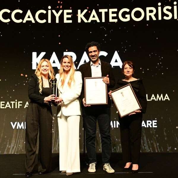 Karaca’ya The One Awards’tan “Züccaciye” kategorisinde birincilik ödülü