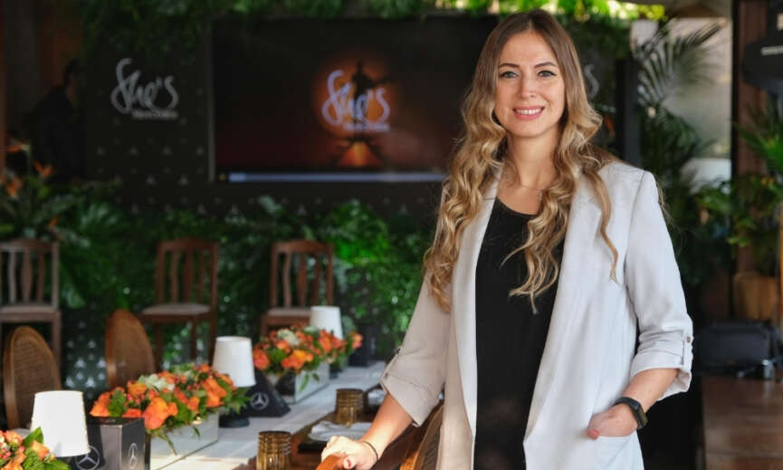 Mercedes Benz Shes Mentoring Programi ile genc kadinlari destekliyor