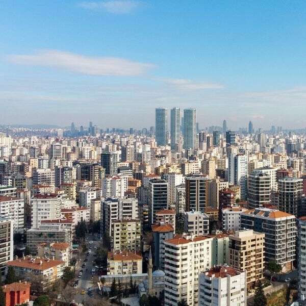 Konut fiyatlarında reel kayıp hızlandı